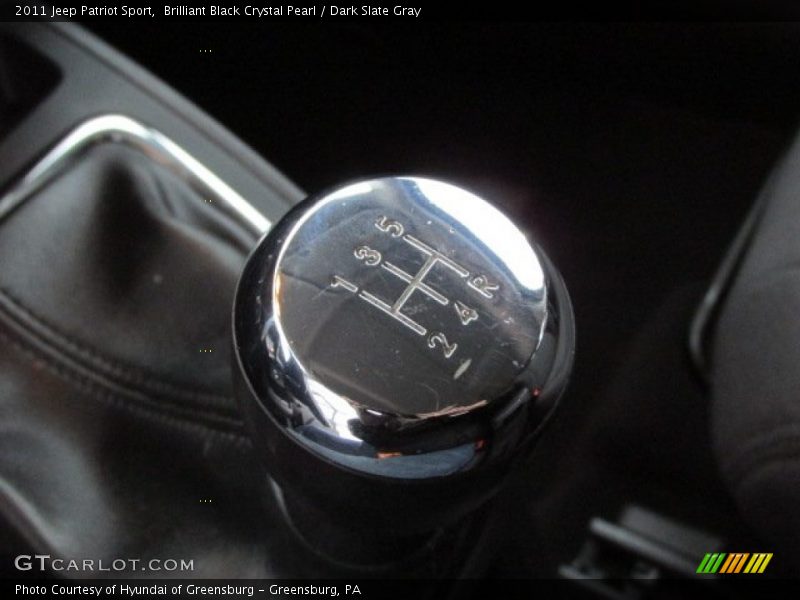 Brilliant Black Crystal Pearl / Dark Slate Gray 2011 Jeep Patriot Sport