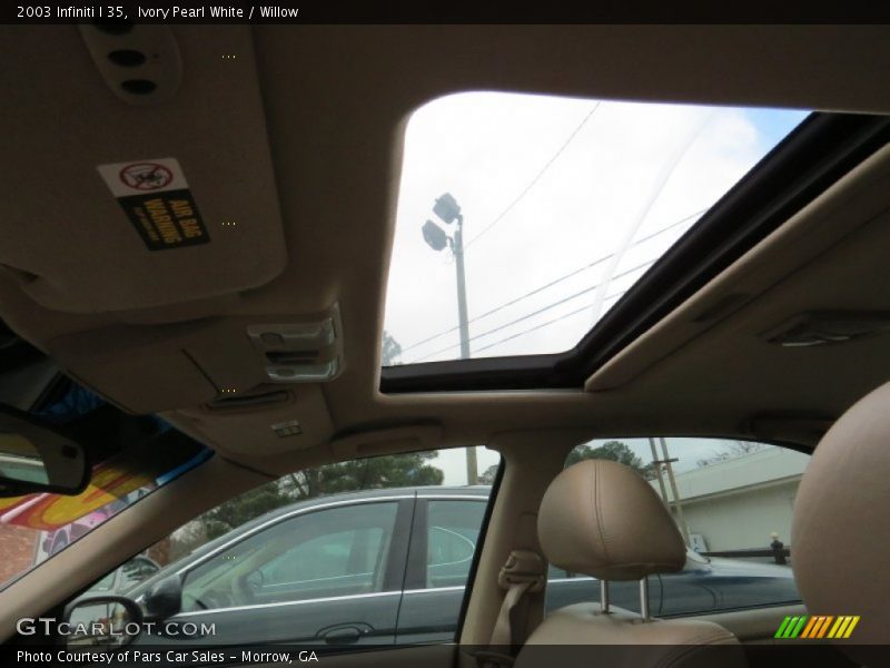 Ivory Pearl White / Willow 2003 Infiniti I 35