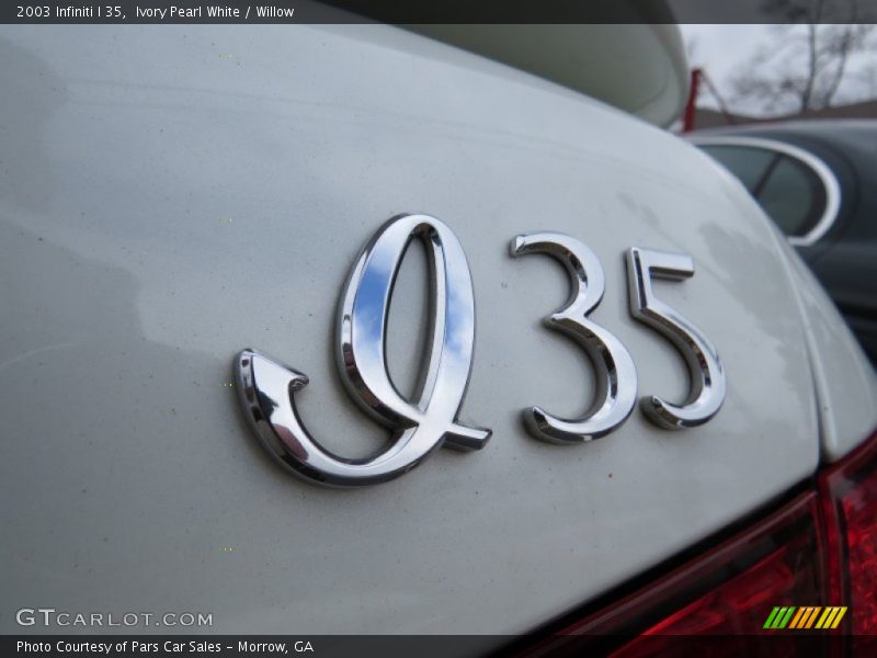Ivory Pearl White / Willow 2003 Infiniti I 35