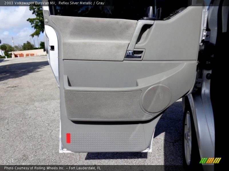 Reflex Silver Metallic / Gray 2003 Volkswagen EuroVan MV