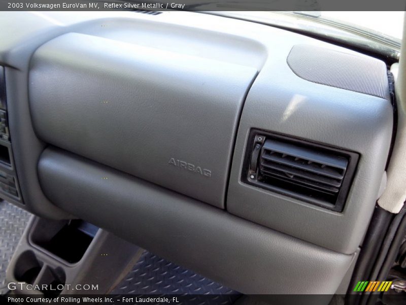 Reflex Silver Metallic / Gray 2003 Volkswagen EuroVan MV