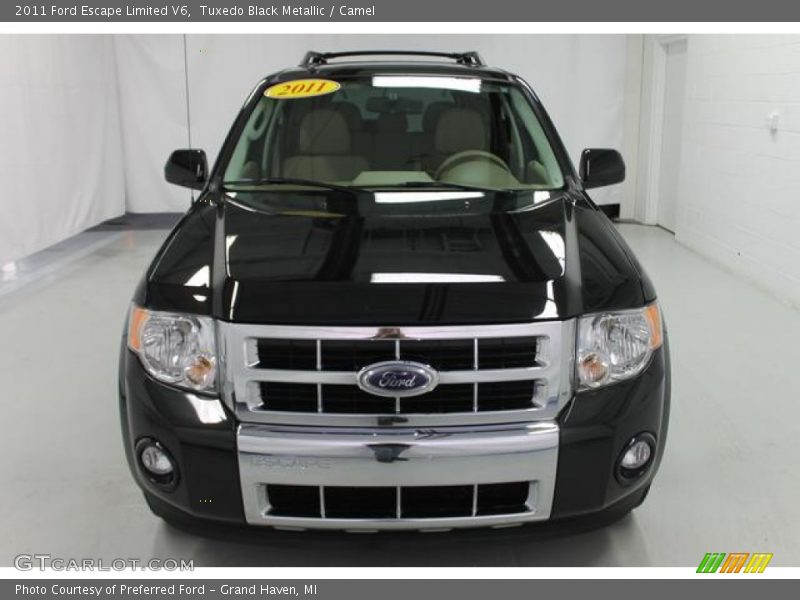 Tuxedo Black Metallic / Camel 2011 Ford Escape Limited V6