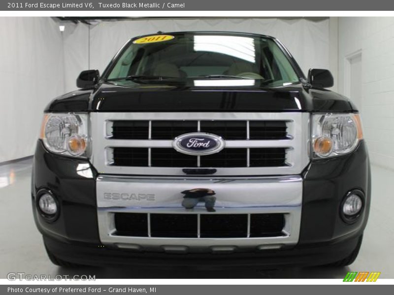 Tuxedo Black Metallic / Camel 2011 Ford Escape Limited V6