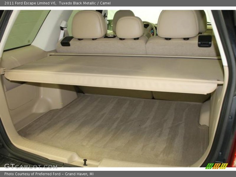 Tuxedo Black Metallic / Camel 2011 Ford Escape Limited V6