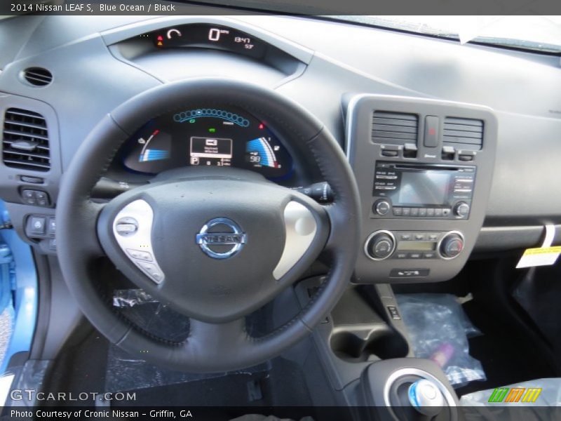 Blue Ocean / Black 2014 Nissan LEAF S
