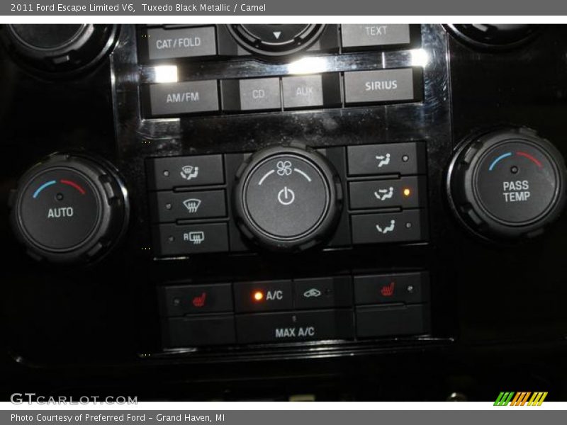 Tuxedo Black Metallic / Camel 2011 Ford Escape Limited V6