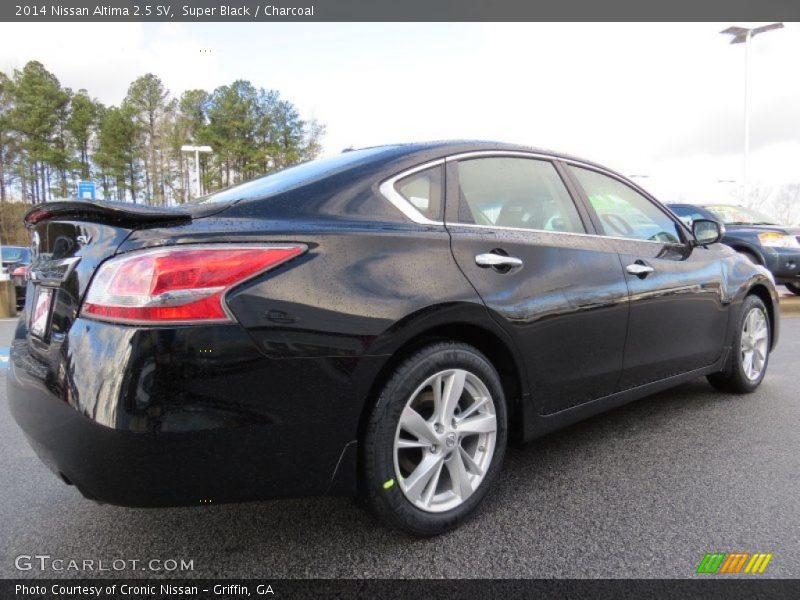 Super Black / Charcoal 2014 Nissan Altima 2.5 SV