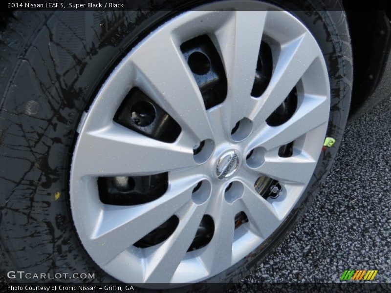  2014 LEAF S Wheel