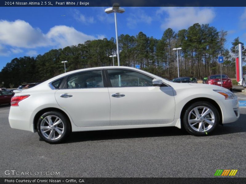 Pearl White / Beige 2014 Nissan Altima 2.5 SL