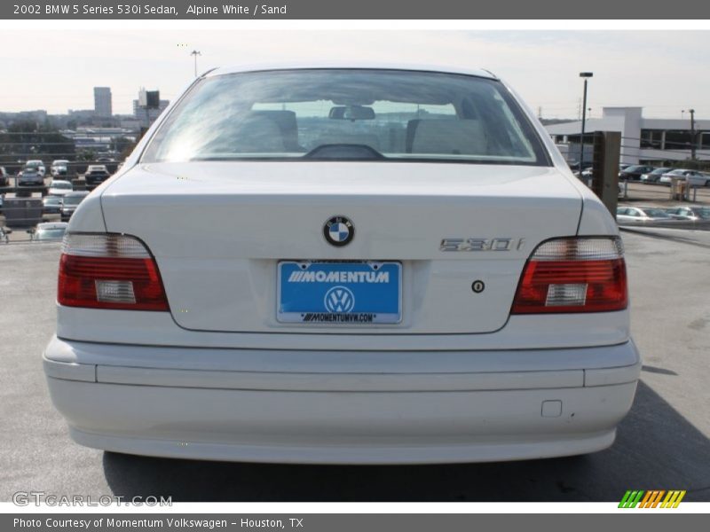 Alpine White / Sand 2002 BMW 5 Series 530i Sedan