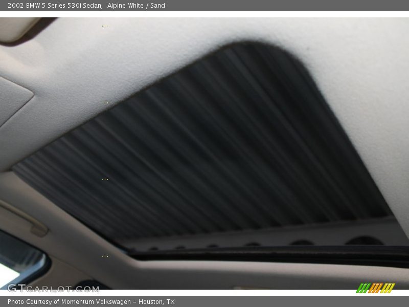 Alpine White / Sand 2002 BMW 5 Series 530i Sedan