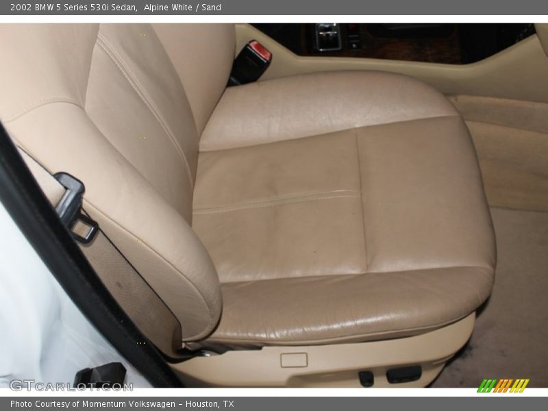 Alpine White / Sand 2002 BMW 5 Series 530i Sedan