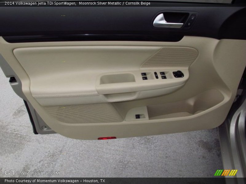 Door Panel of 2014 Jetta TDI SportWagen