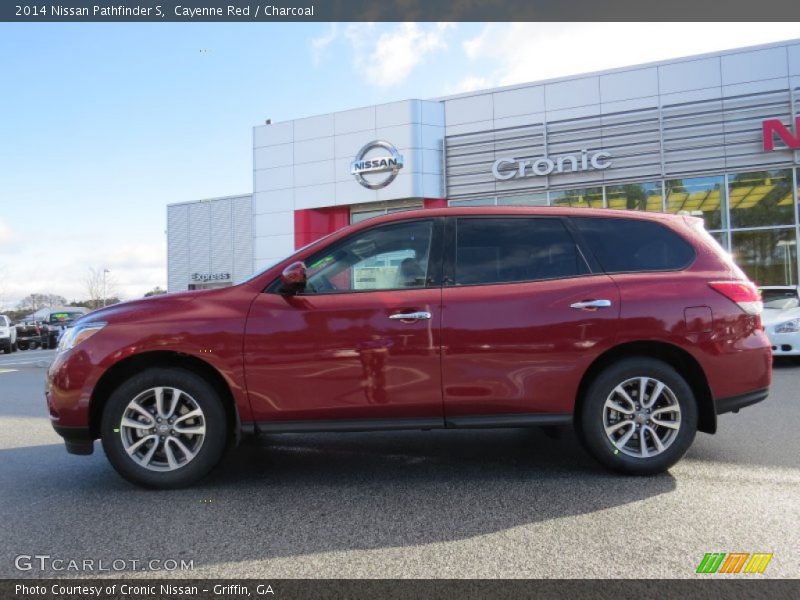 Cayenne Red / Charcoal 2014 Nissan Pathfinder S