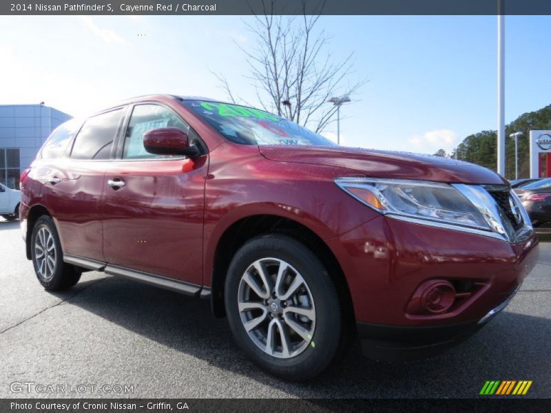 Cayenne Red / Charcoal 2014 Nissan Pathfinder S