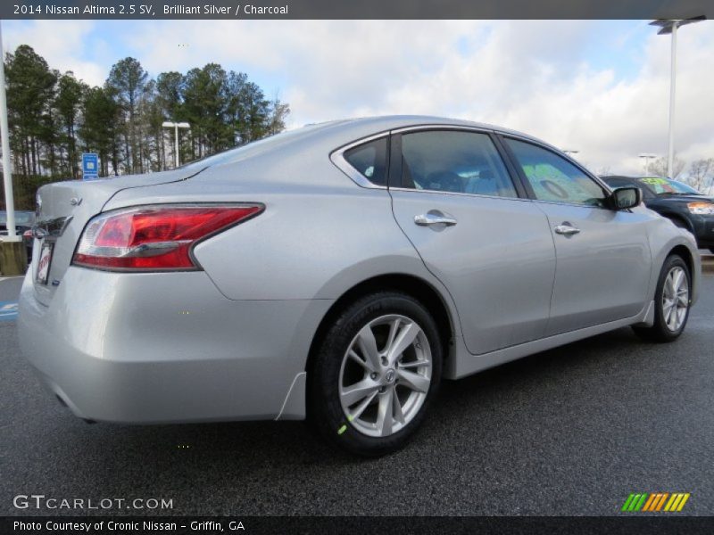 Brilliant Silver / Charcoal 2014 Nissan Altima 2.5 SV