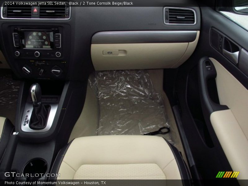 Black / 2 Tone Cornsilk Beige/Black 2014 Volkswagen Jetta SEL Sedan