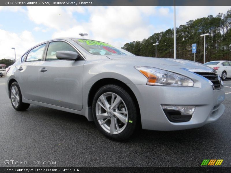 Brilliant Silver / Charcoal 2014 Nissan Altima 2.5 SV