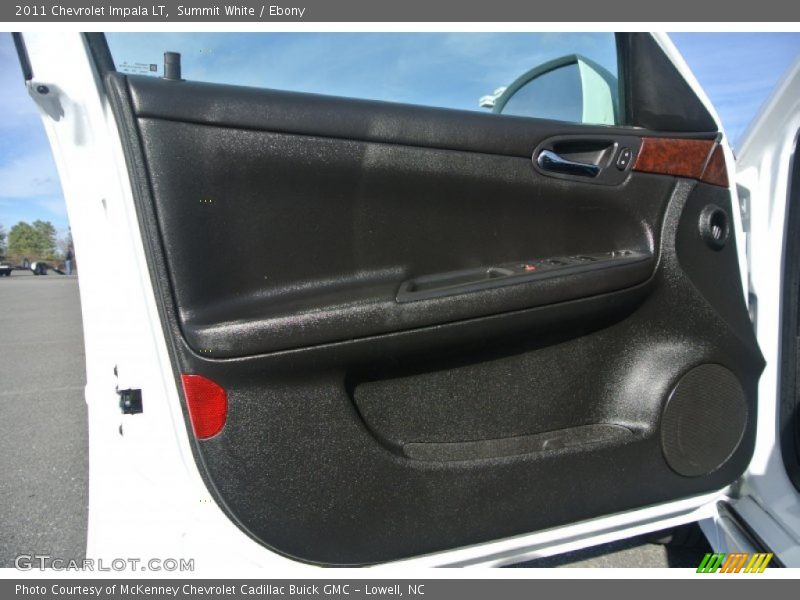 Summit White / Ebony 2011 Chevrolet Impala LT