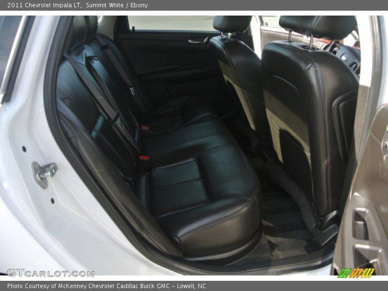 Summit White / Ebony 2011 Chevrolet Impala LT