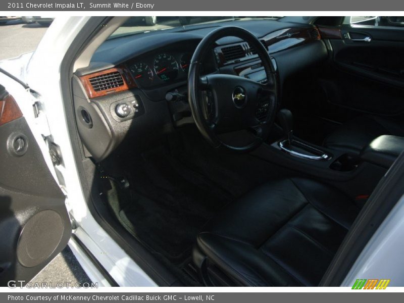 Summit White / Ebony 2011 Chevrolet Impala LT