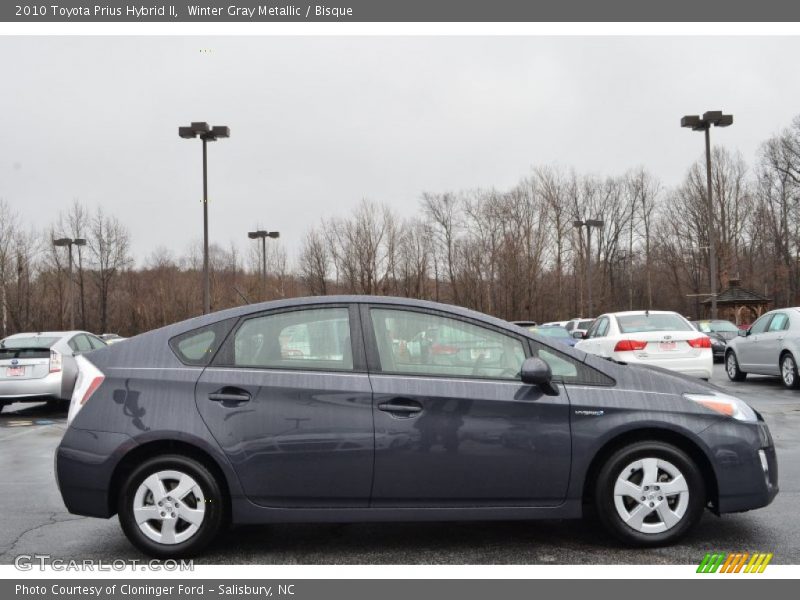 Winter Gray Metallic / Bisque 2010 Toyota Prius Hybrid II