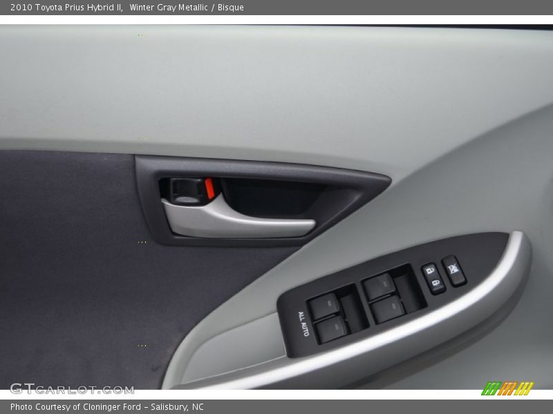 Winter Gray Metallic / Bisque 2010 Toyota Prius Hybrid II