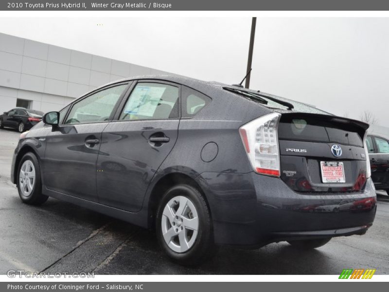 Winter Gray Metallic / Bisque 2010 Toyota Prius Hybrid II