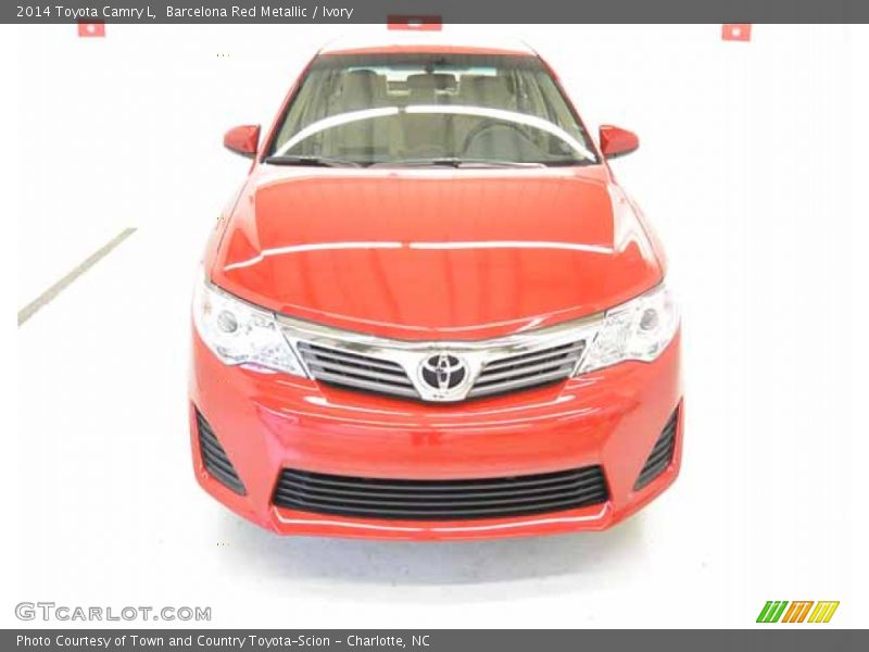 Barcelona Red Metallic / Ivory 2014 Toyota Camry L
