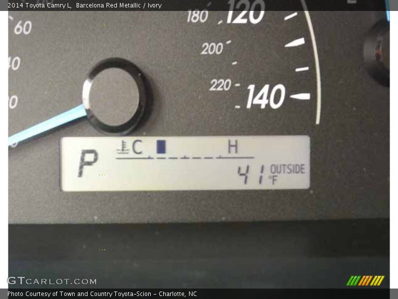 Barcelona Red Metallic / Ivory 2014 Toyota Camry L