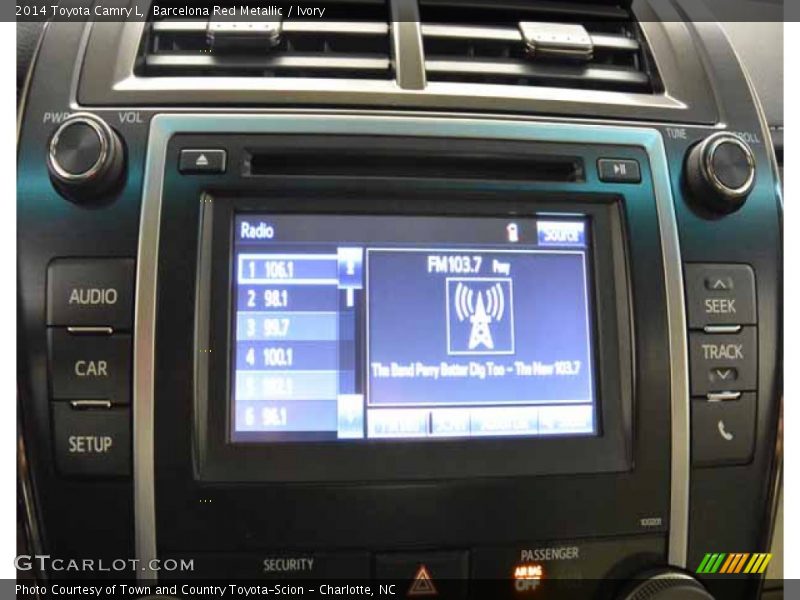 Barcelona Red Metallic / Ivory 2014 Toyota Camry L