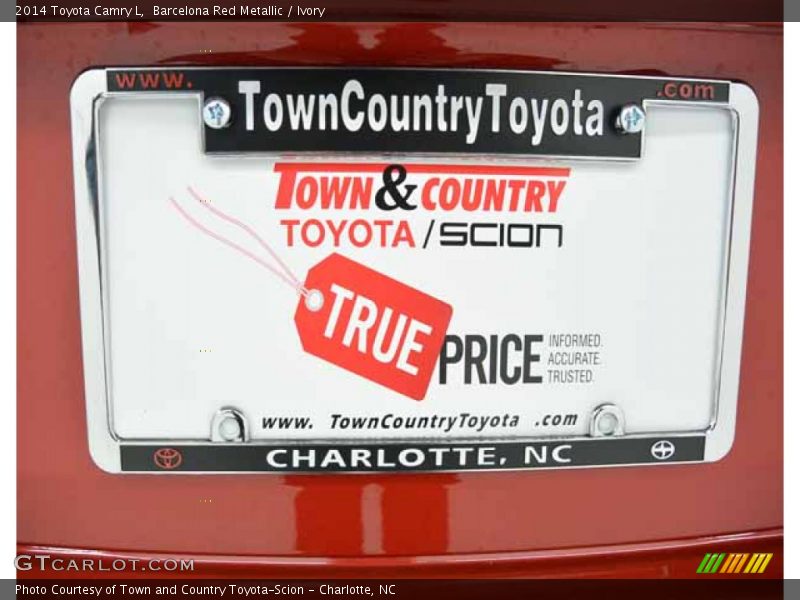 Barcelona Red Metallic / Ivory 2014 Toyota Camry L