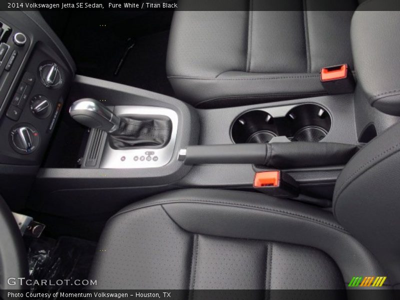 Pure White / Titan Black 2014 Volkswagen Jetta SE Sedan