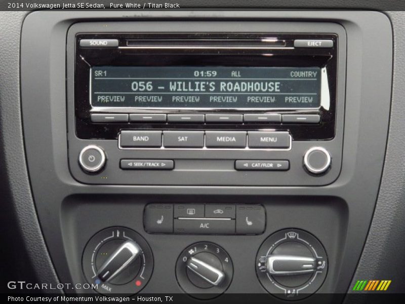 Pure White / Titan Black 2014 Volkswagen Jetta SE Sedan