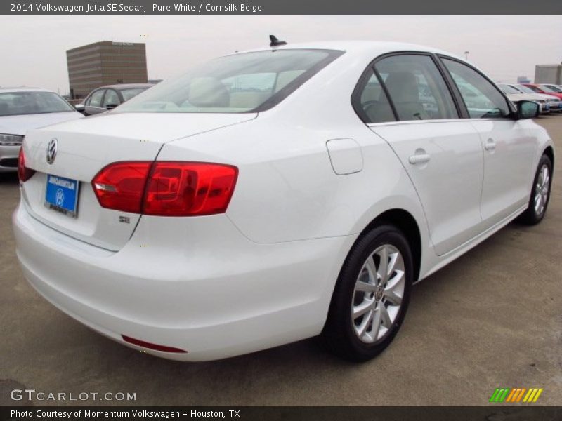 Pure White / Cornsilk Beige 2014 Volkswagen Jetta SE Sedan