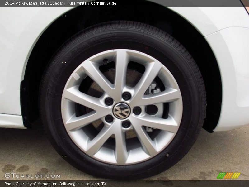 Pure White / Cornsilk Beige 2014 Volkswagen Jetta SE Sedan