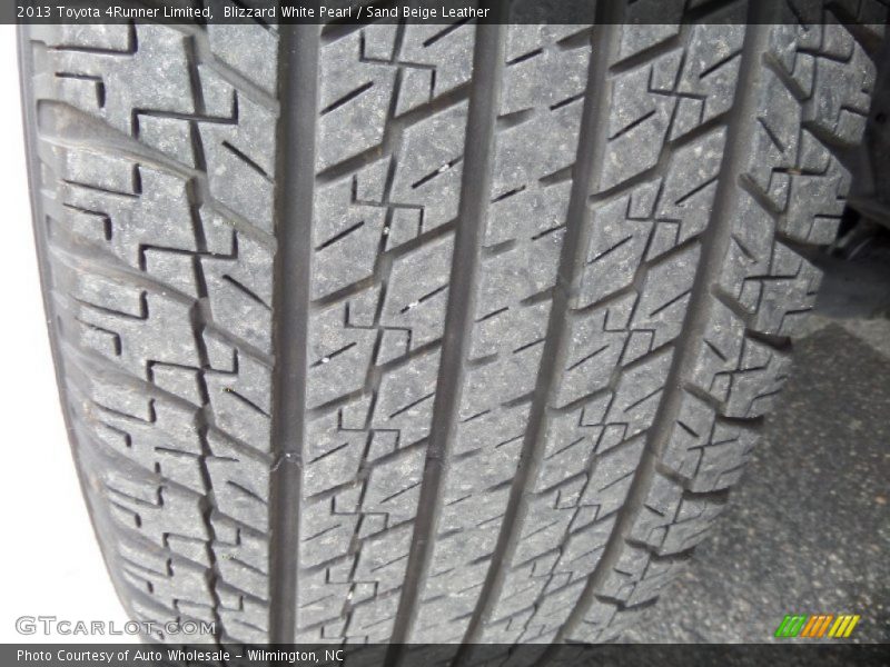 Blizzard White Pearl / Sand Beige Leather 2013 Toyota 4Runner Limited