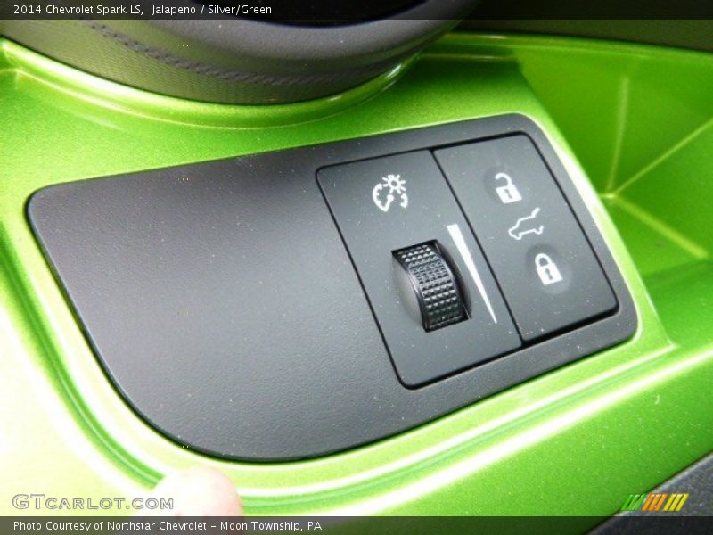 Jalapeno / Silver/Green 2014 Chevrolet Spark LS