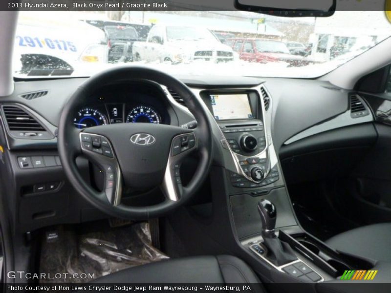 Black Onyx Pearl / Graphite Black 2013 Hyundai Azera