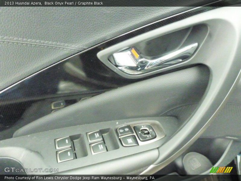 Black Onyx Pearl / Graphite Black 2013 Hyundai Azera