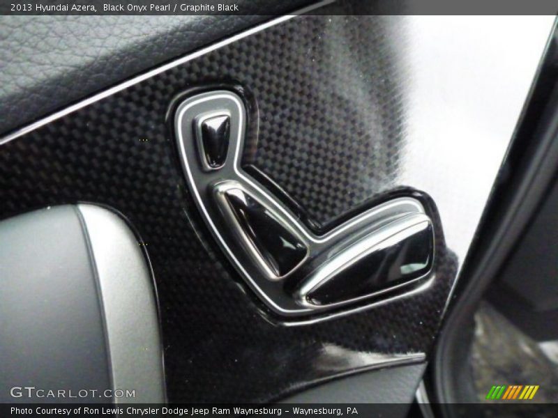 Black Onyx Pearl / Graphite Black 2013 Hyundai Azera