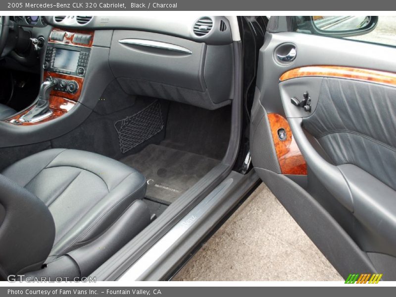Black / Charcoal 2005 Mercedes-Benz CLK 320 Cabriolet