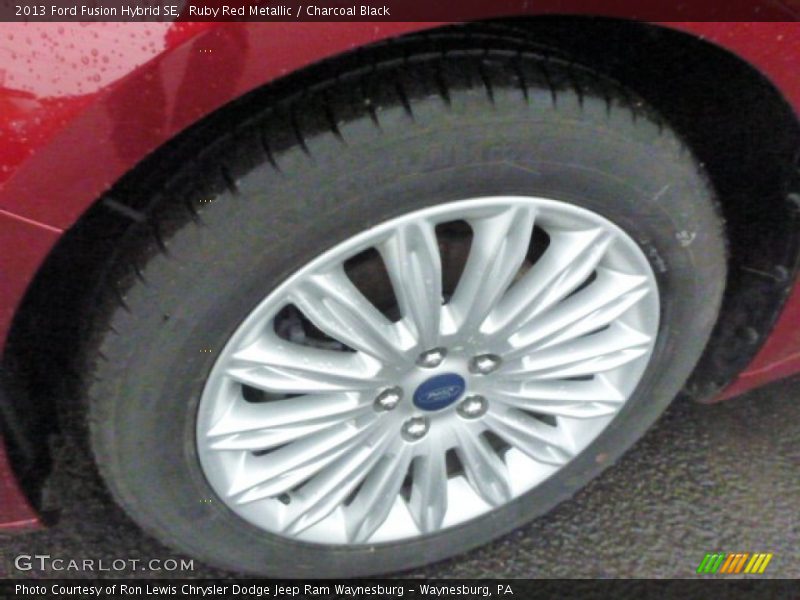Ruby Red Metallic / Charcoal Black 2013 Ford Fusion Hybrid SE