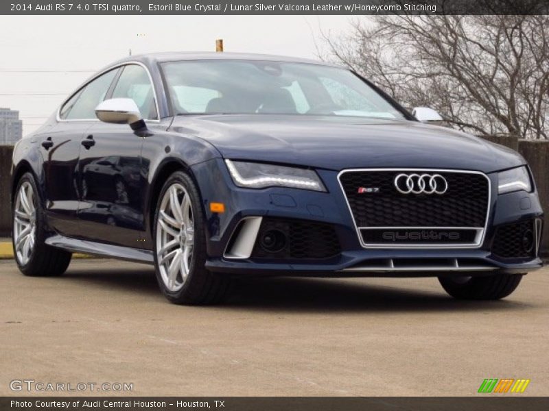 Front 3/4 View of 2014 RS 7 4.0 TFSI quattro