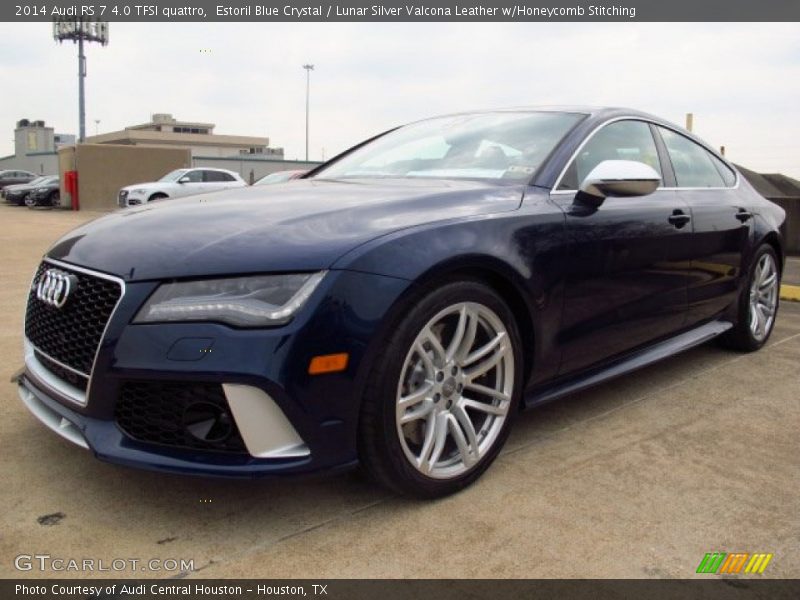 Front 3/4 View of 2014 RS 7 4.0 TFSI quattro