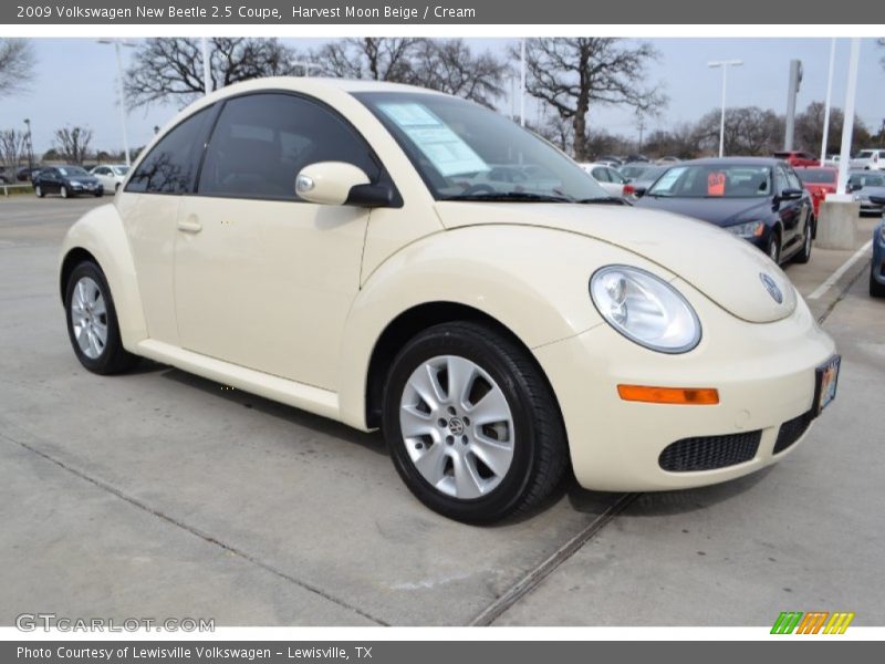 Harvest Moon Beige / Cream 2009 Volkswagen New Beetle 2.5 Coupe