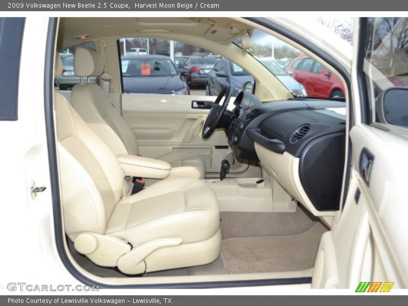 Harvest Moon Beige / Cream 2009 Volkswagen New Beetle 2.5 Coupe