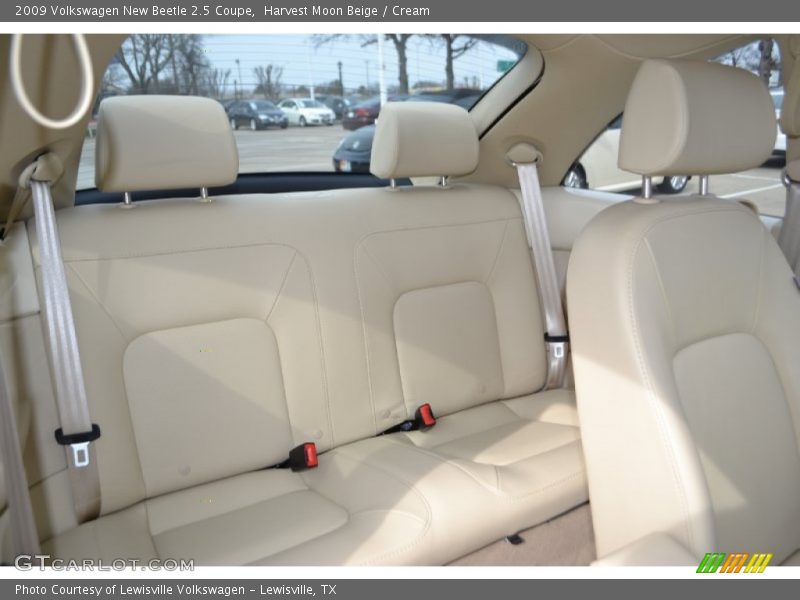 Harvest Moon Beige / Cream 2009 Volkswagen New Beetle 2.5 Coupe