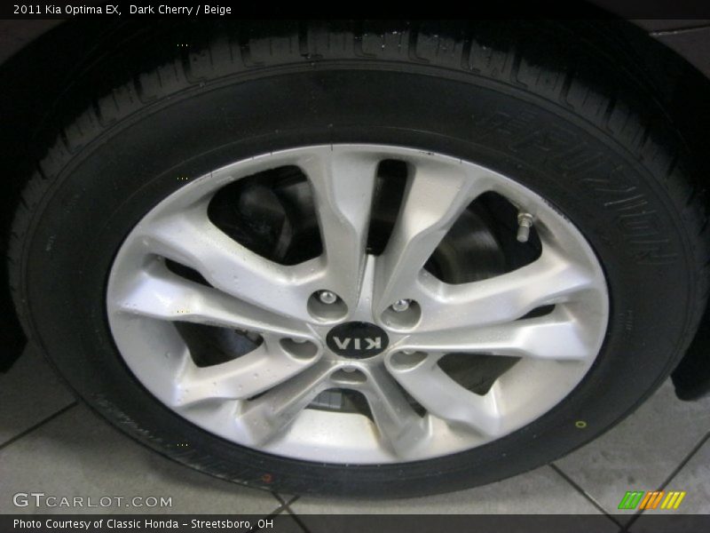 Dark Cherry / Beige 2011 Kia Optima EX