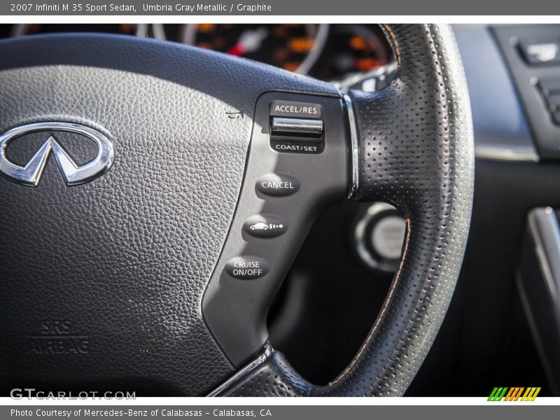 Controls of 2007 M 35 Sport Sedan